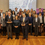 El COP Navarra homenajea a 80 profesionales vinculados con la institución