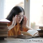 La fatiga pandémica puede influir en la aparición de una nueva ola de COVID-19 si no se aborda con urgencia, según el ECDC