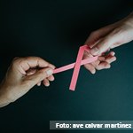 La importancia de la conversación social y el uso del lenguaje en el cáncer de mama, según un estudio