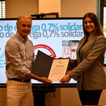 Acto de entrega del 0,7% del COPM al proyecto solidario atención biopsicosocial y educativa en el alumnado con síndrome 22q11 que ha sufrido bullying