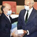 El COPM recibe un reconocimiento por su programa de vacunación