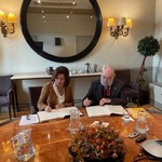 El COP y la AEPD firman un protocolo para fomentar medidas que promuevan la salud mental en Internet