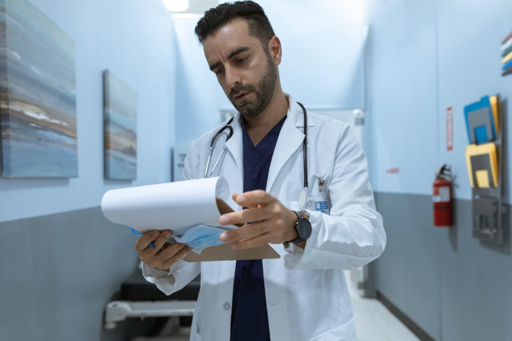 tcc frente al estrés en profesionales sanitarios