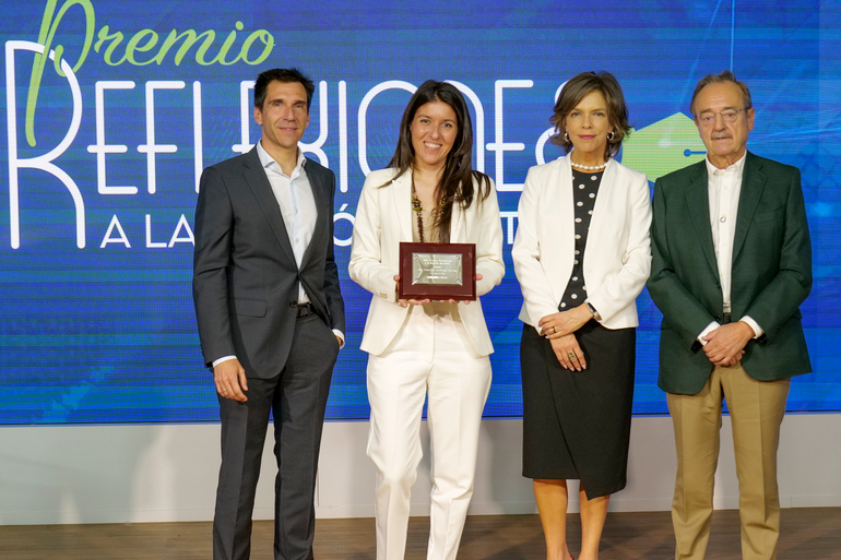 COP Madrid recibe el premio de Redacción Médica