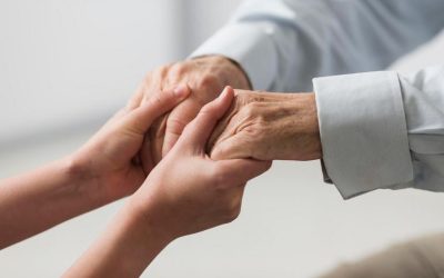 El impacto negativo de la soledad no deseada y sus costes