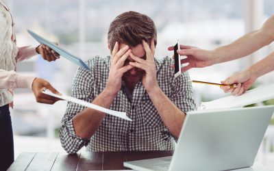 Es importante prevenir la exposición al tecnoestrés en el trabajo