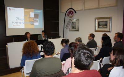 La ponencia de Fernando Maestú, premio nacional de neurociencia clínica, llenó el salón de actos del COPCLM