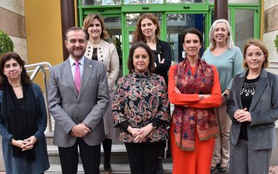 El COP Andalucía Occidental pide a la Junta la incorporación plena de estos profesionales en AP