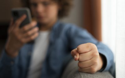 Ser víctima de cualquier tipo de violencia de género online se relaciona con un peor ajuste psicológico