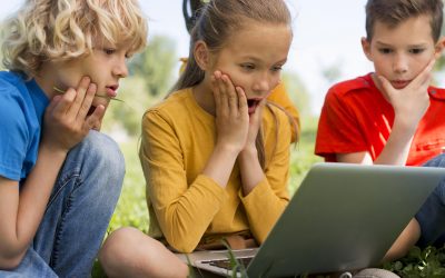 ¿Cómo fomentar el pensamiento crítico en espacios digitales entre el alumnado?