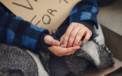 La importancia de romper los círculos viciosos que vinculan la pobreza con los problemas de salud mental