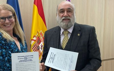 El COP y la APA estrechan su colaboración con un nuevo acuerdo