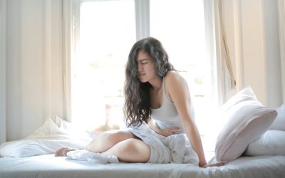 La guía del NICE destaca el apoyo psicológico para las mujeres con endometriosis