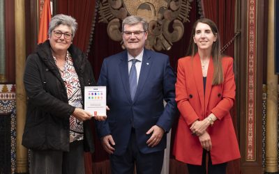 EL COP Bizkaia recibe el Premio Bilbao Balioen Hiria por acercar la psicología a la ciudadanía a través de las Jornadas Psikologia Kalean