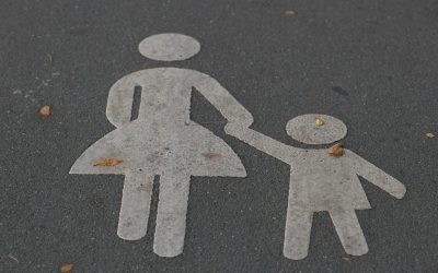 Los juzgados de familia infravaloran las consecuencias que la violencia de género tiene en las víctimas, tanto mujeres como niños y niñas