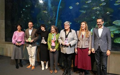 El Colegio Oficial de Psicología de Bizkaia, recibe el premio «Menina» por su compromiso en la lucha contra la violencia de género