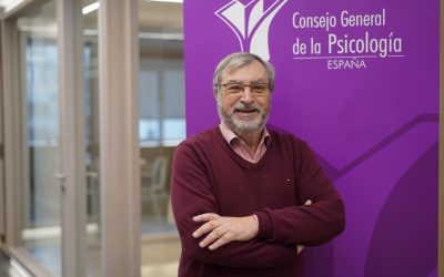 «Todas las profesiones que intervienen con personas deberían estar reguladas»-Entrevista a Fernando Chacón