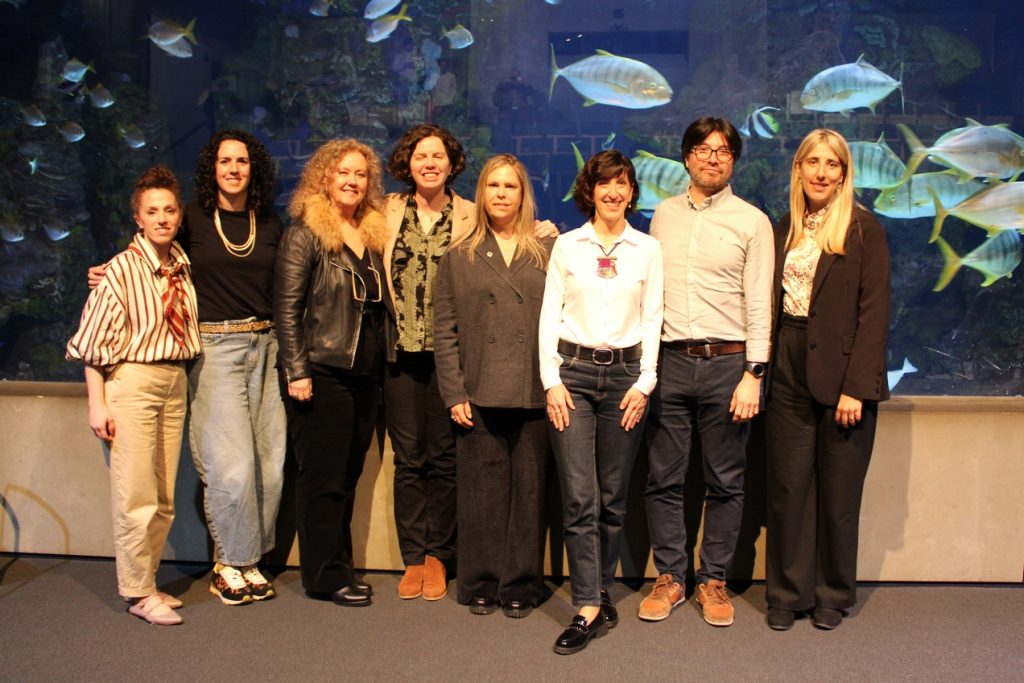 Ponentes-miembros-del-Grupo-de-Trabajo-de-Psicologia-Perinatal-y-la-Decana-del-COP-Gipuzkoa-al-termino-de-la-Jornada Perinatalidad