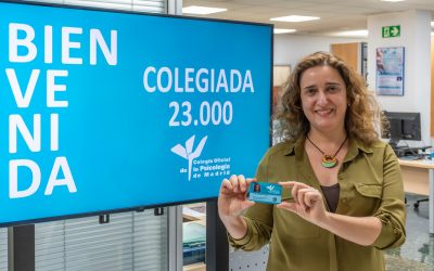 Celia Valmorisco, colegiada 23.000: “Quién me iba a decir que con 50 años me graduaría en Psicología”