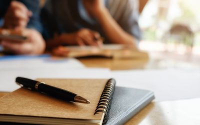 Salidas profesionales en psicología: qué formación exige cada itinerario y qué conviene saber antes de elegir
