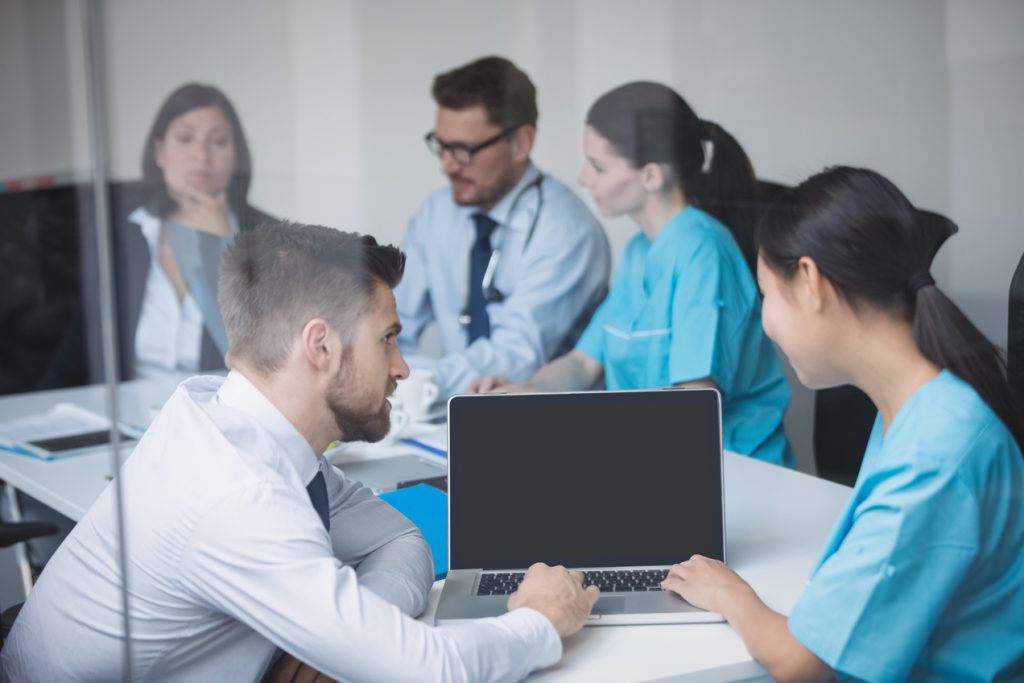 abuso de poder durante la formación médica