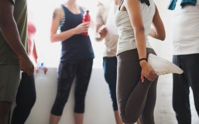 Actividad física individual o en grupo: efectos similares en salud y bienestar psicológico, con ligeras ventajas del formato grupal