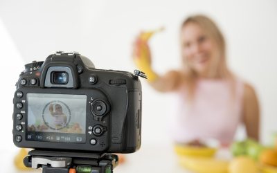 El OIM alerta de la persistencia de la cosificación de las mujeres en la publicidad alimentaria