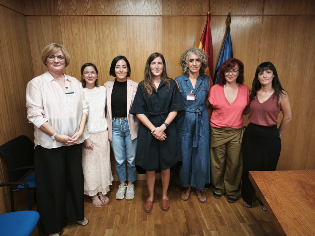El COP se reúne con la Comisionada de Salud Mental para abordar el refuerzo de la Psicología Clínica y la atención infanto-juvenil
