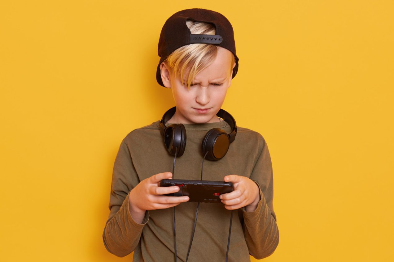 CBT More Effective Than Media Literacy for High-Risk Teens with Internet and Gaming Disorders