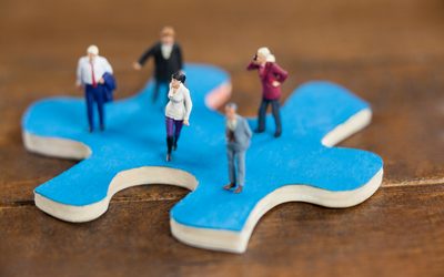 El empleo sanitario privado crece mientras disminuye la contratación pública, según Unión Profesional